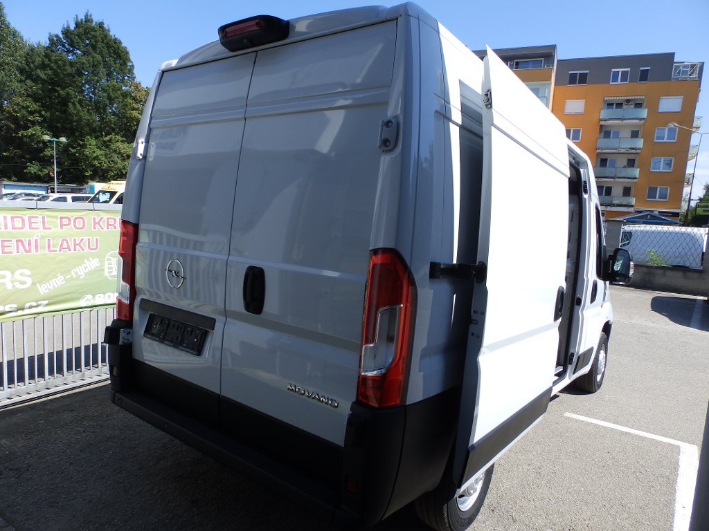 Opel Movano