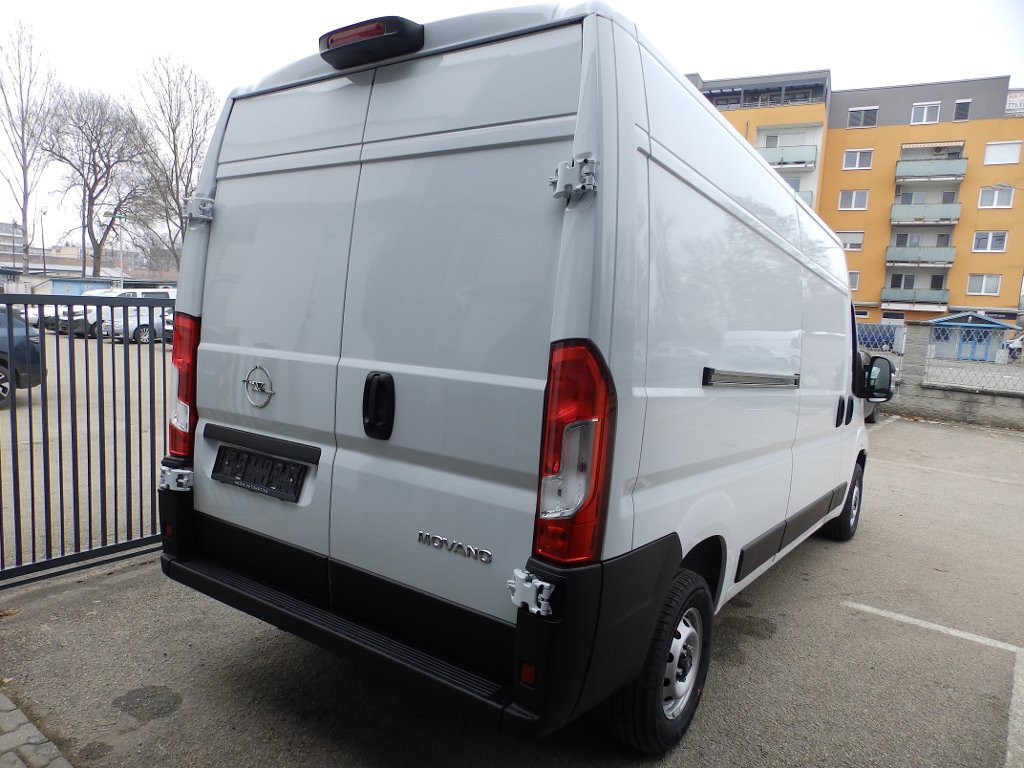 Opel Movano