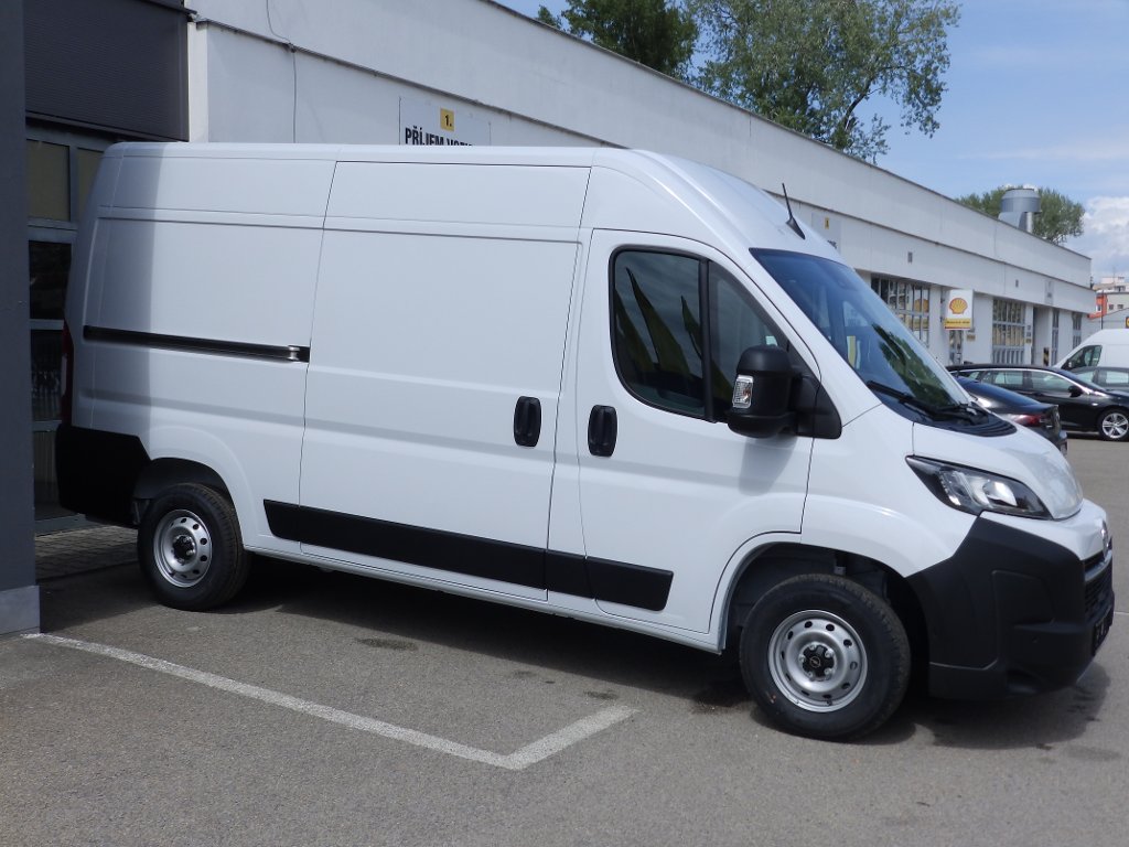 Opel Movano